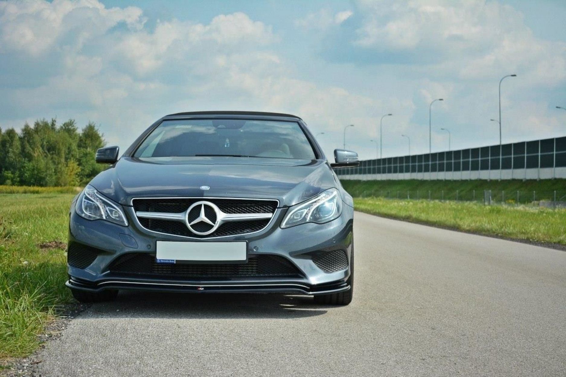 Maxton Design ABS Frontlippe V.1 für Mercedes Benz E-Klasse W212 AMG AMG Paket schwarz hochglanz (2) 