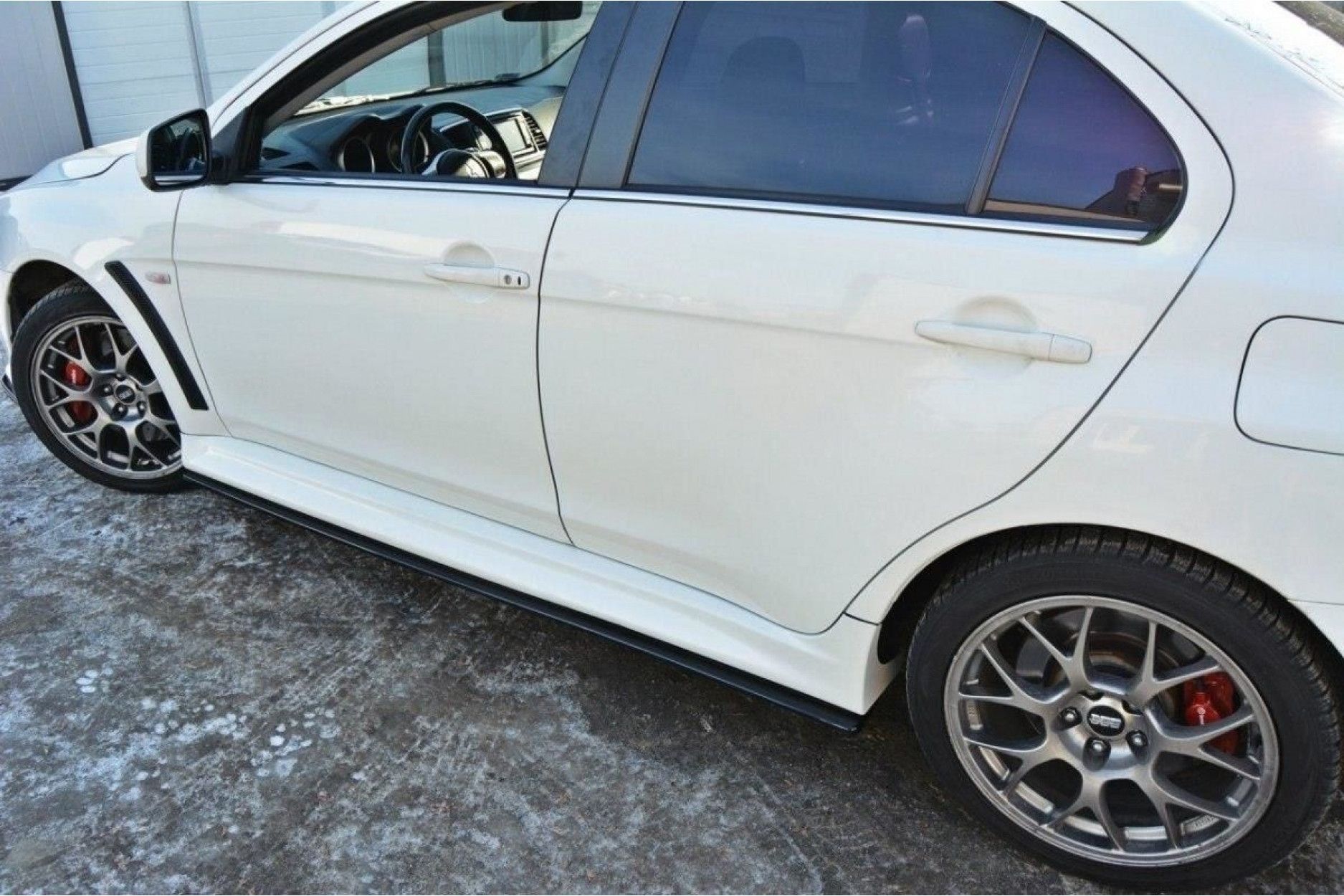 Maxton Design ABS Seitenschweller für Mitsubishi Lancer Mk10 EVO 10 schwarz hochglanz (2) 