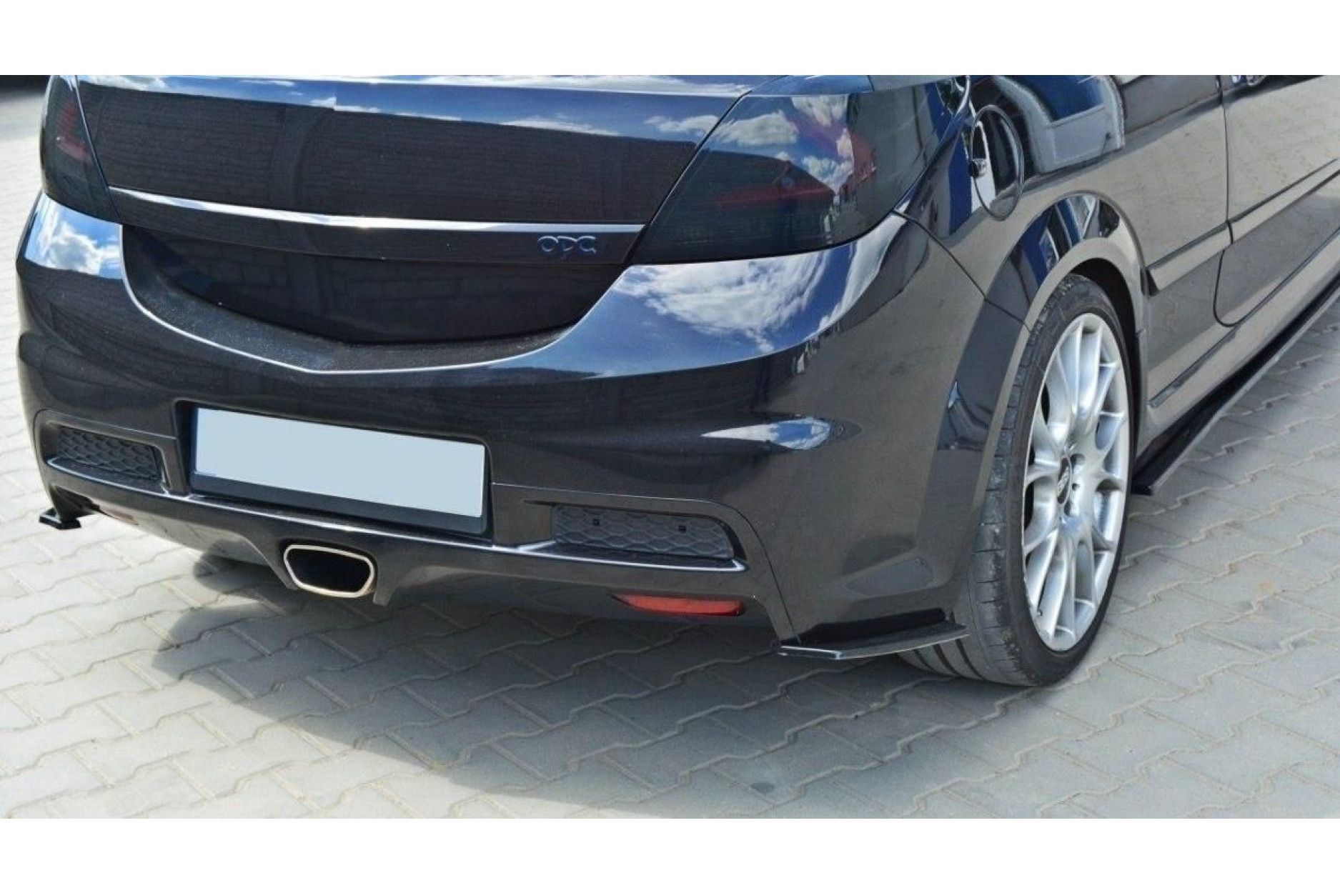 Maxton Design ABS Diffusor Seiten Eerwiterungen Flaps für Opel Astra H MK3 OPC schwarz hochglanz (3) 