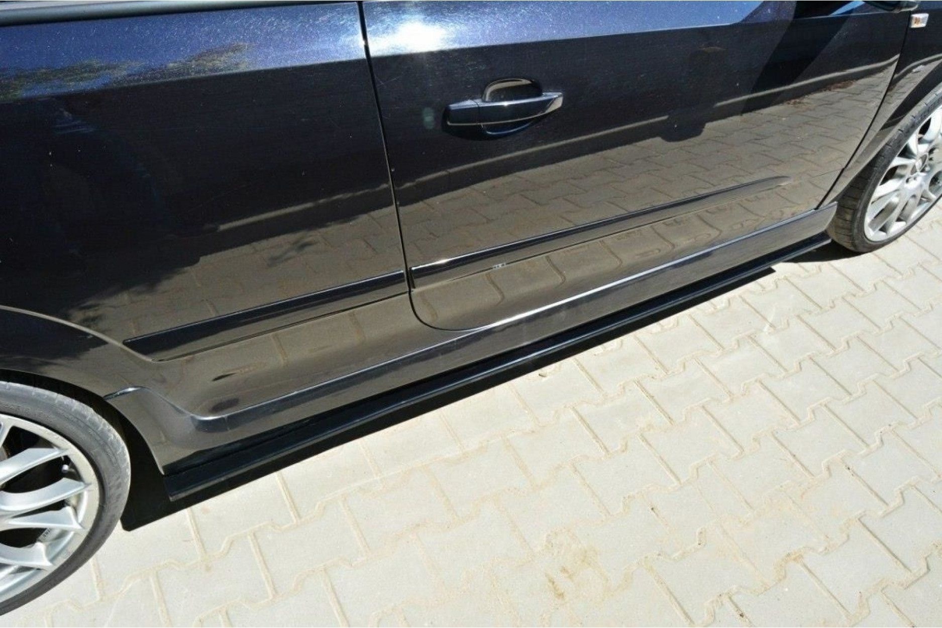 Maxton Design ABS Seitenschweller für Opel Astra H MK3 OPC schwarz hochglanz (2) 