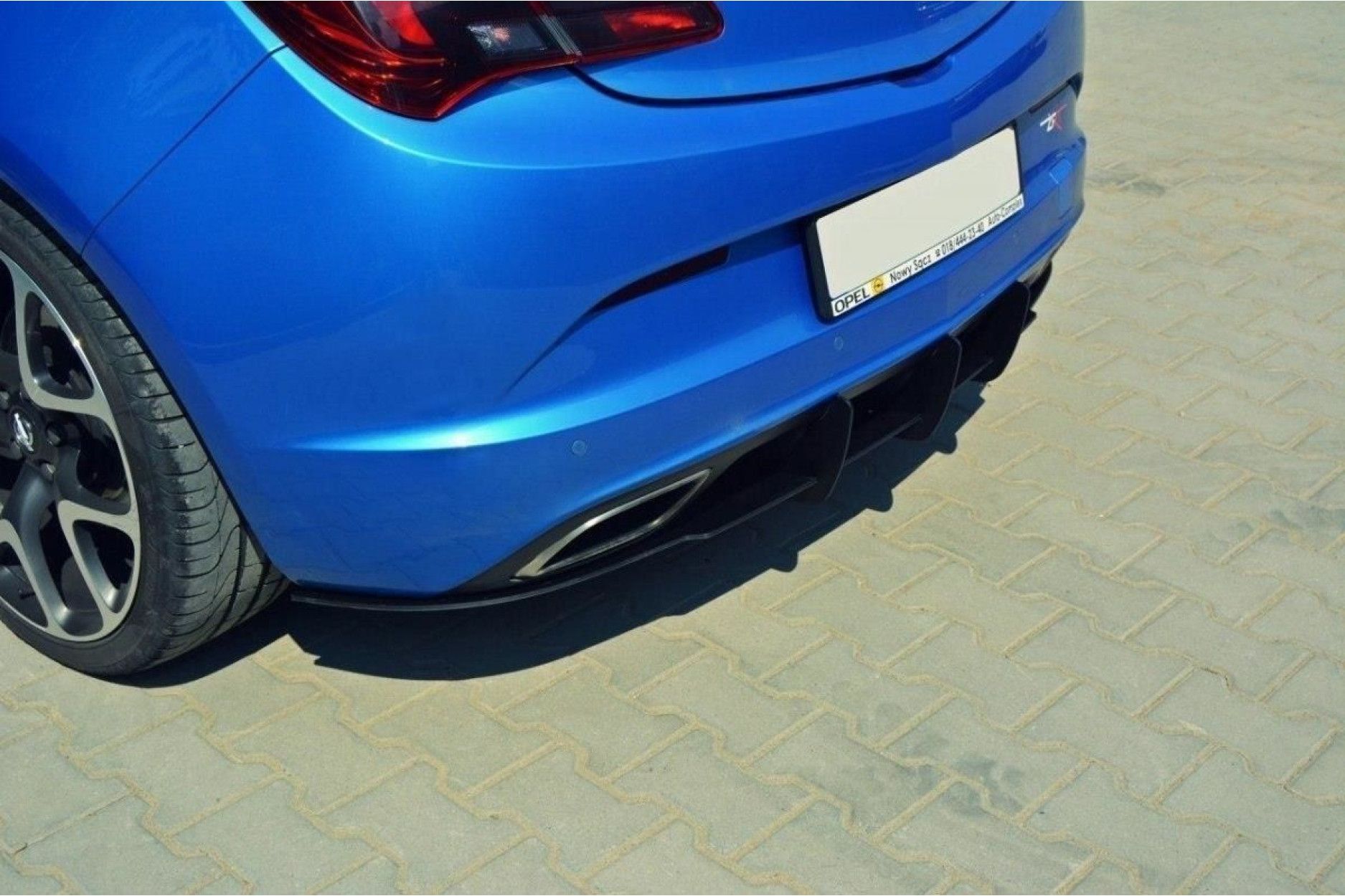 Maxton Design ABS Diffusor Heckschürzen Ansatz für Opel Astra J MK4 OPC schwarz matt (3) 