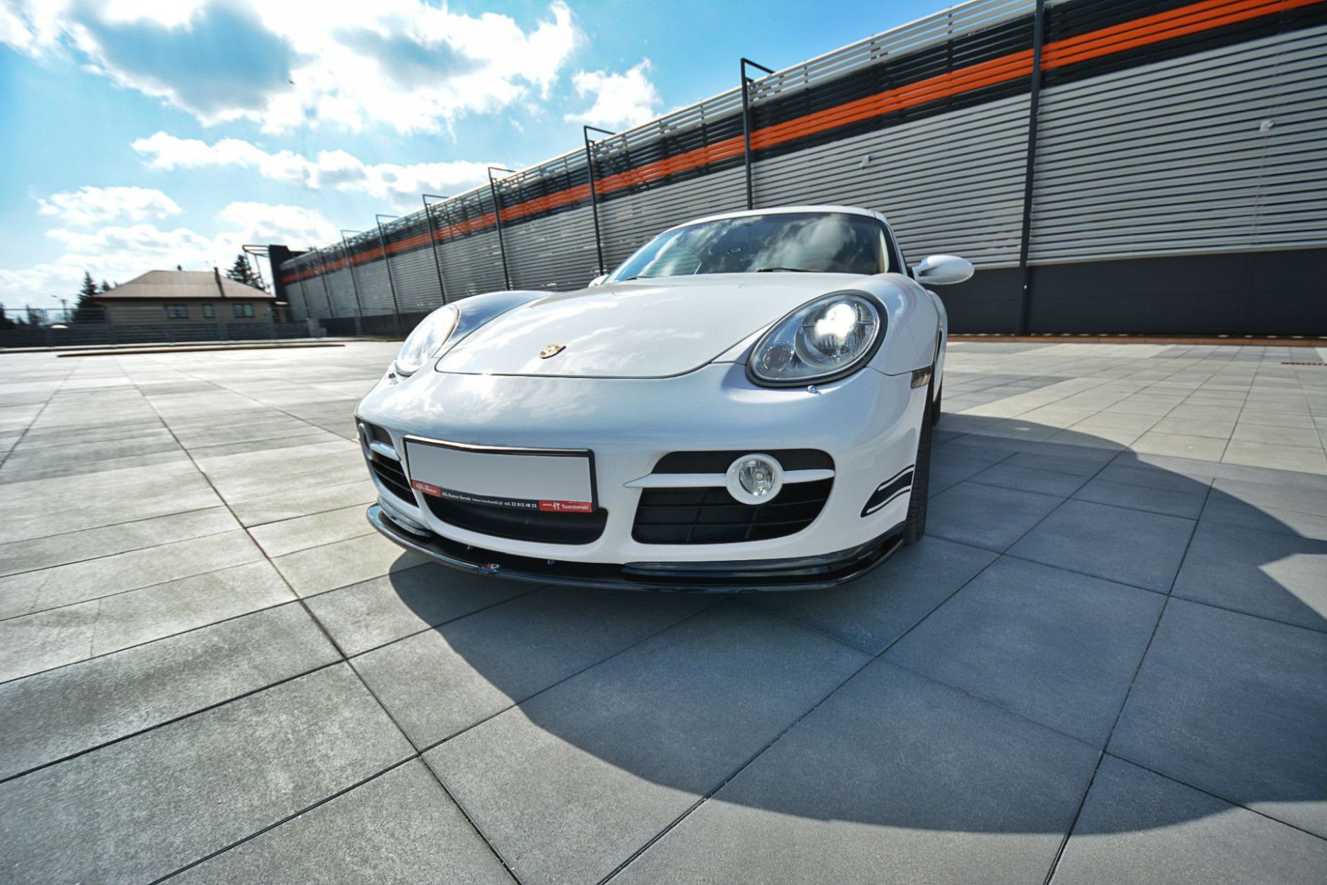 Maxton Design ABS Frontlippe V.2 für Porsche Cayman MK1 schwarz hochglanz (4) 