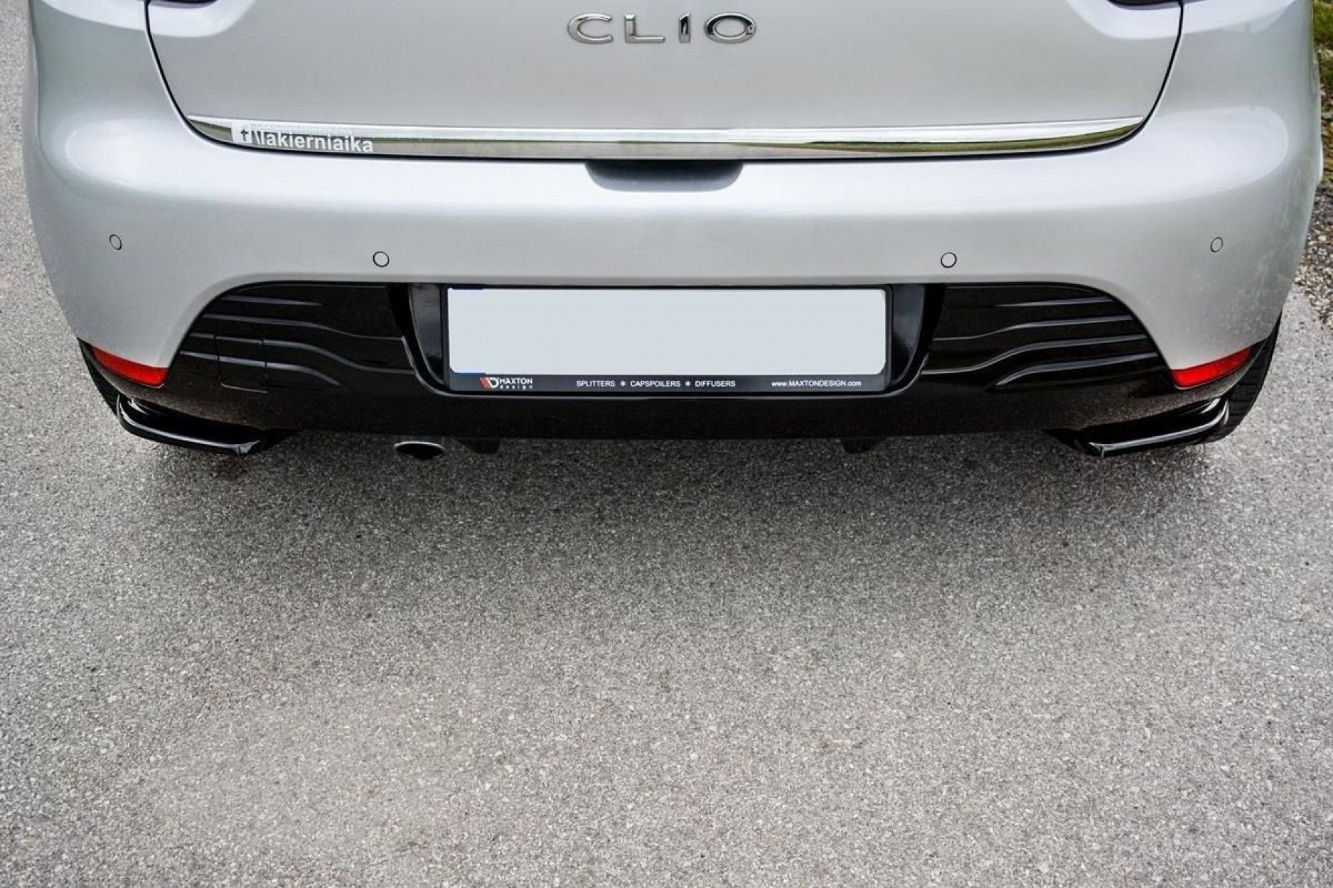 Maxton Design ABS Diffusor Seiten Eerwiterungen Flaps für Renault Clio MK4 RS schwarz hochglanz (2) 