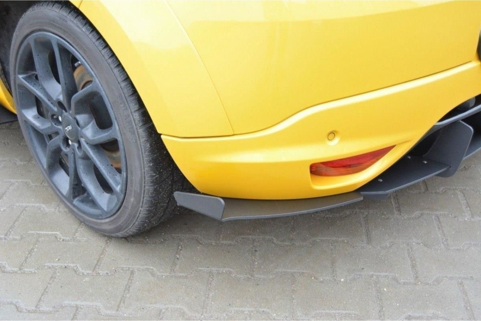 Maxton Design ABS Diffusor Seiten Eerwiterungen Flaps für Renault Megane MK3 RS schwarz matt