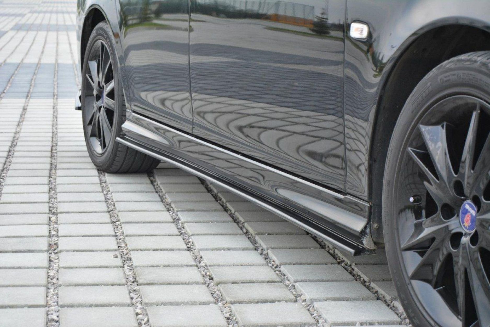 Maxton Design ABS Seitenschweller für Saab Aero MK2 Facelift schwarz hochglanz