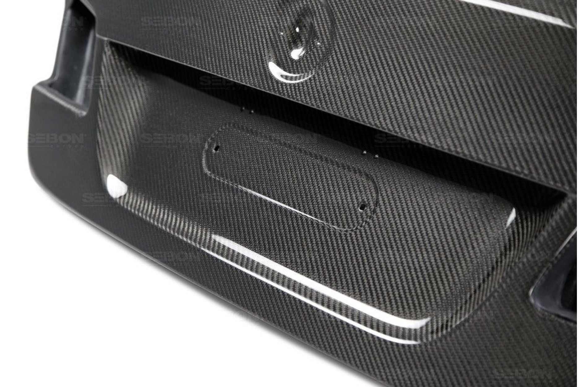 Seibon carbon trunk lid for BMW 5er F10 and M5 sedan 2011-2016 OE-Style (2) 
