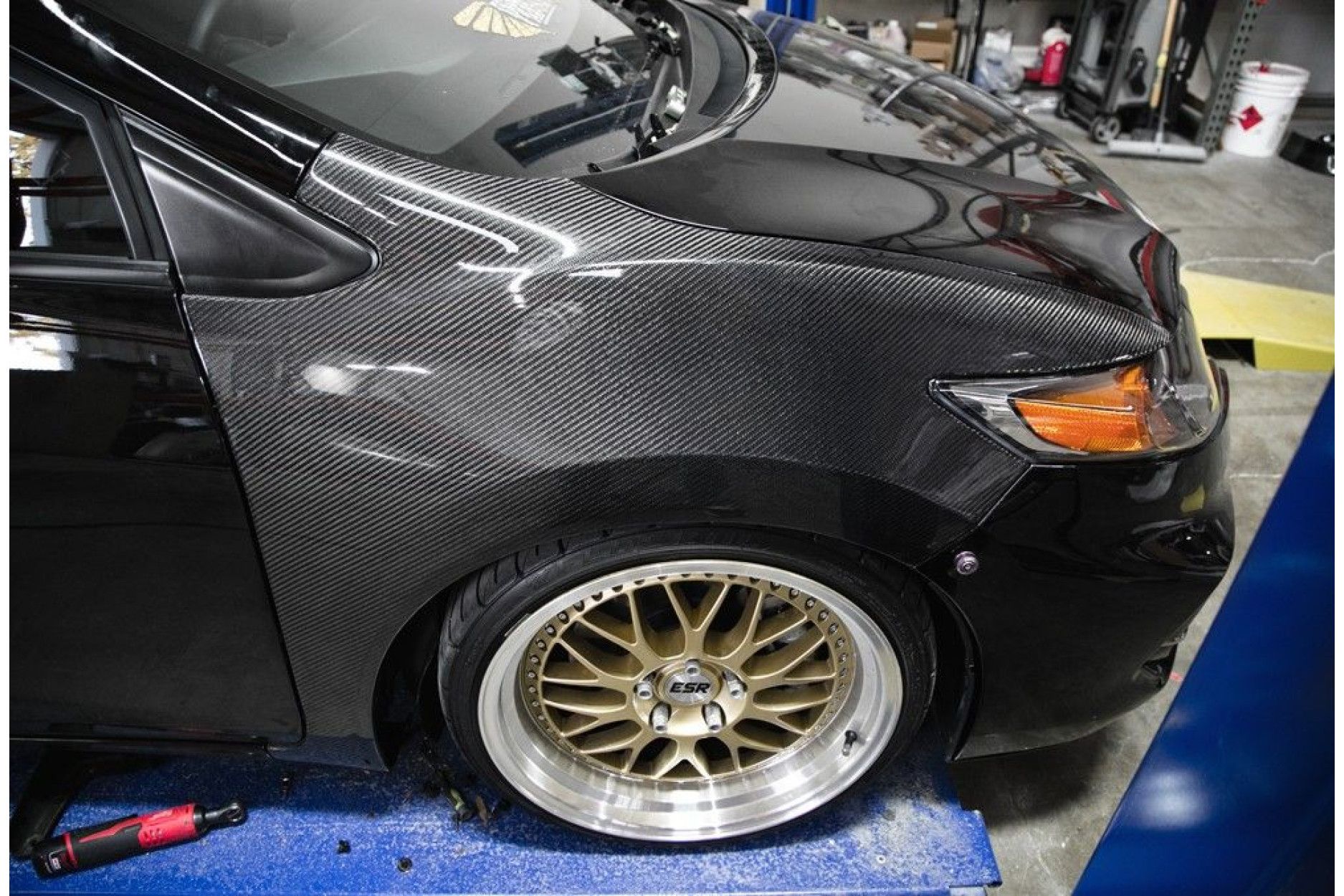 Seibon carbon FENDERS (pair) for HONDA CIVIC 2DR 2014 - UP (7) 