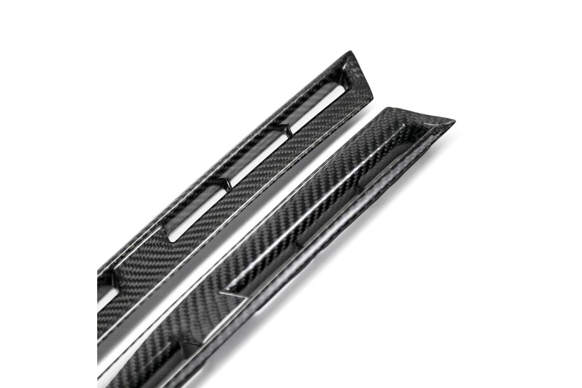 Seibon carbon FENDER DUCTS (pair) for NISSAN GTR R35 2009 - 2010 (3) 