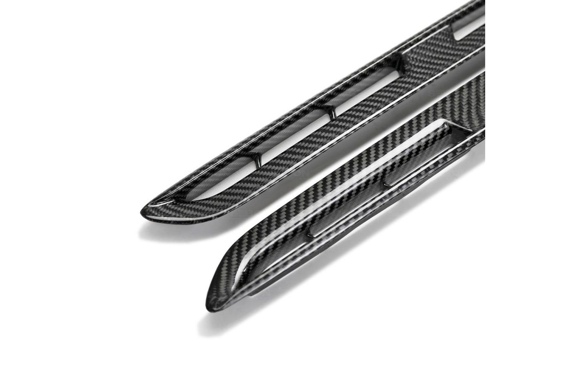 Seibon carbon FENDER DUCTS (pair) for NISSAN GTR R35 2009 - 2010 (4) 