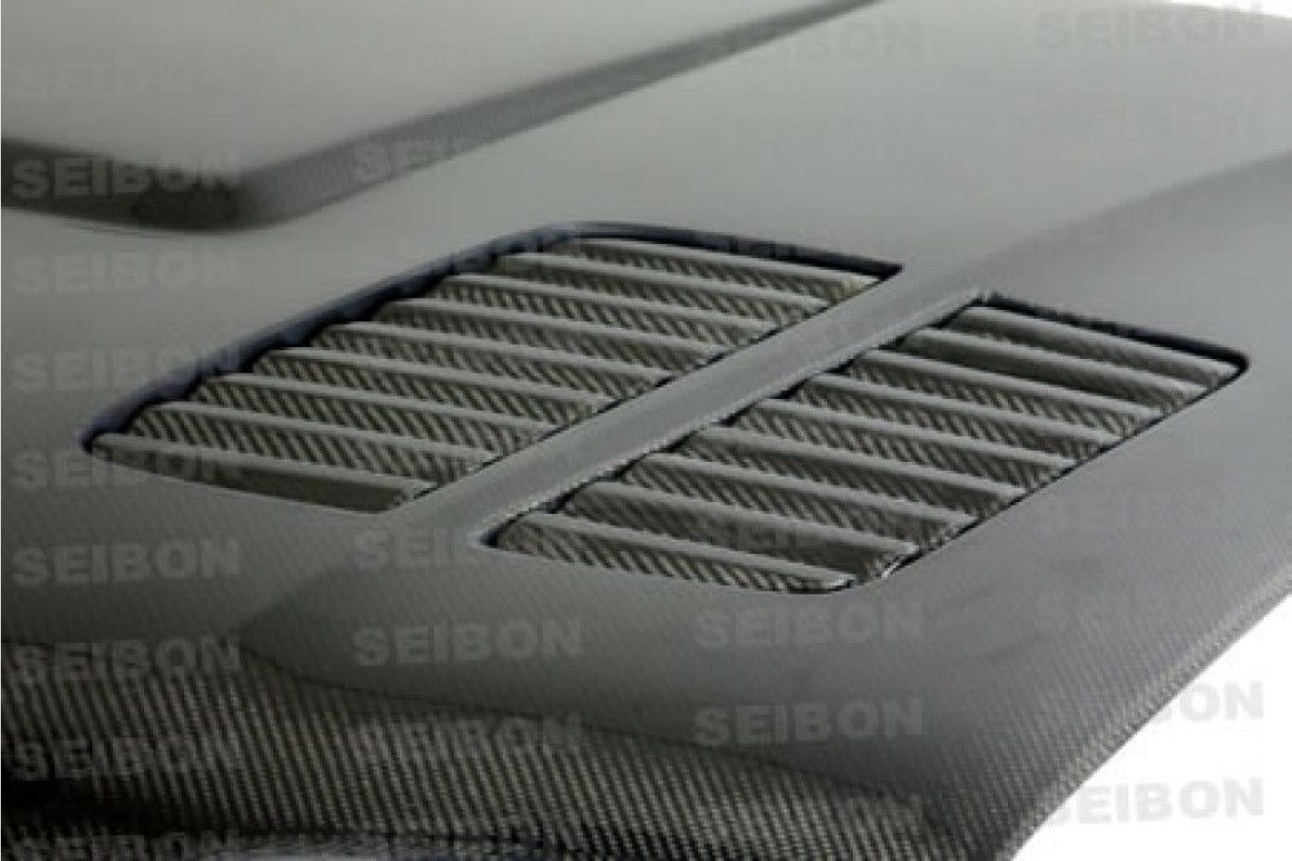 Seibon carbon hood for BMW 3er E46 M3 coupé and convertible 2001 - 2006 GTR-Style (2) 