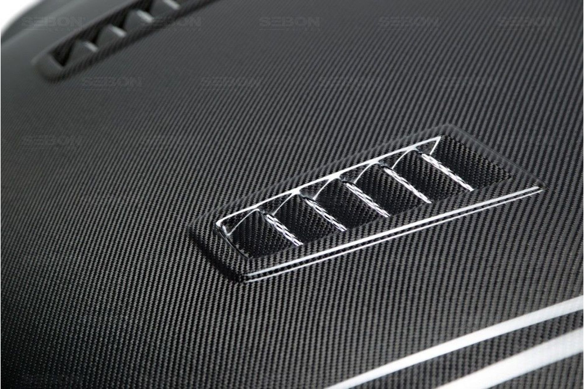 Seibon carbon hood fitting forD Focus sedan 2012 - 2013 RS-Style (6) 