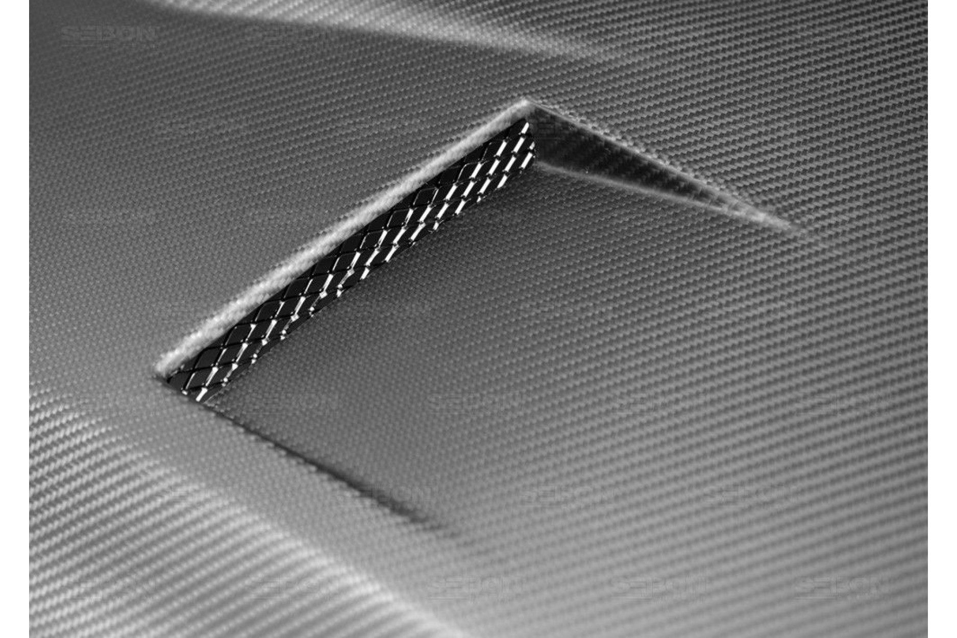 Seibon carbon DRY CARBON HOOD for NISSAN GTR R35 2009 - 2015 GTII-style (5) 