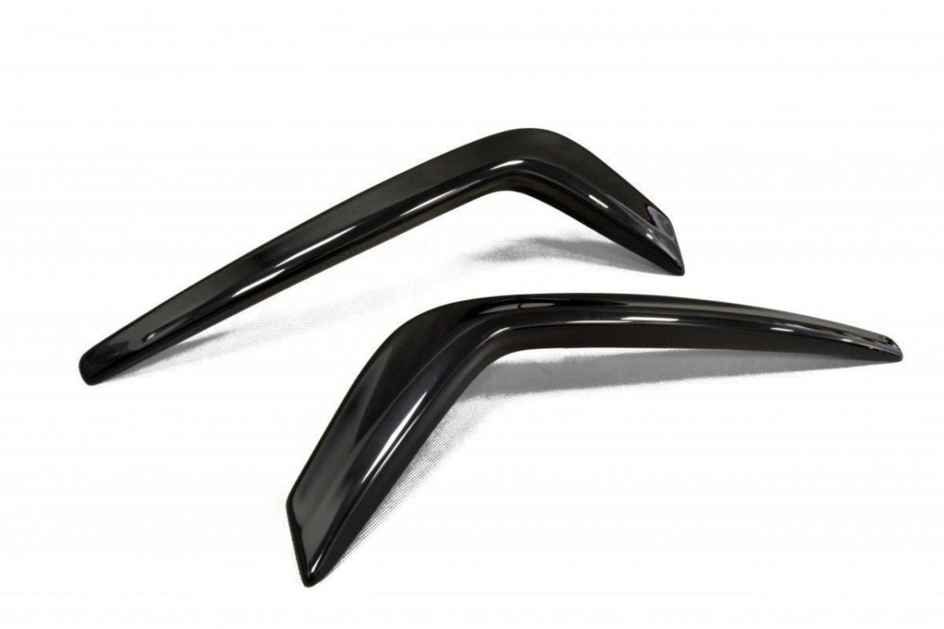 Maxton Design ABS Nebelleuchten Abdeckung für Skoda Superb MK3 schwarz hochglanz (7) 
