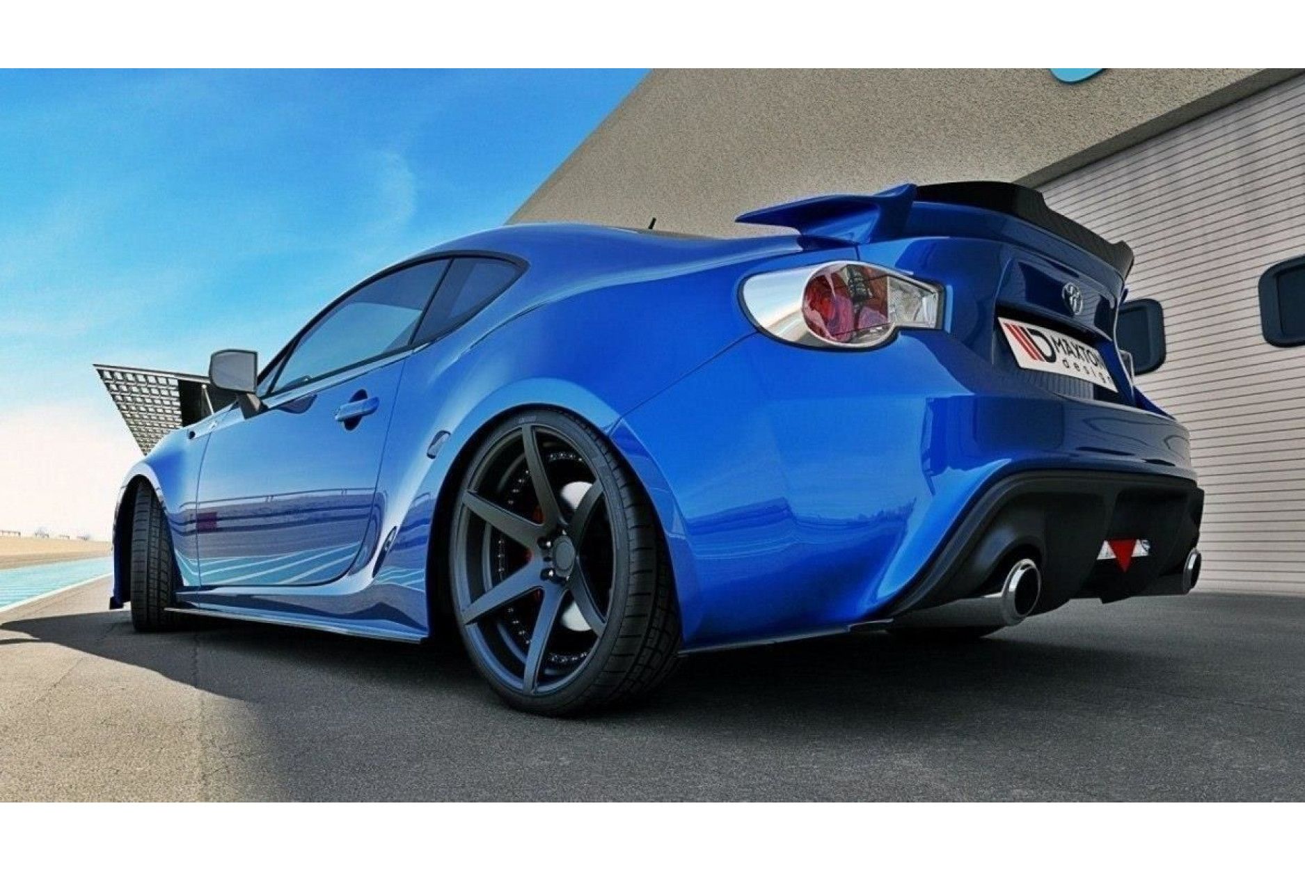 Maxton Design ABS Diffusor Seiten Eerwiterungen Flaps für Toyota GT86 schwarz hochglanz (2) 