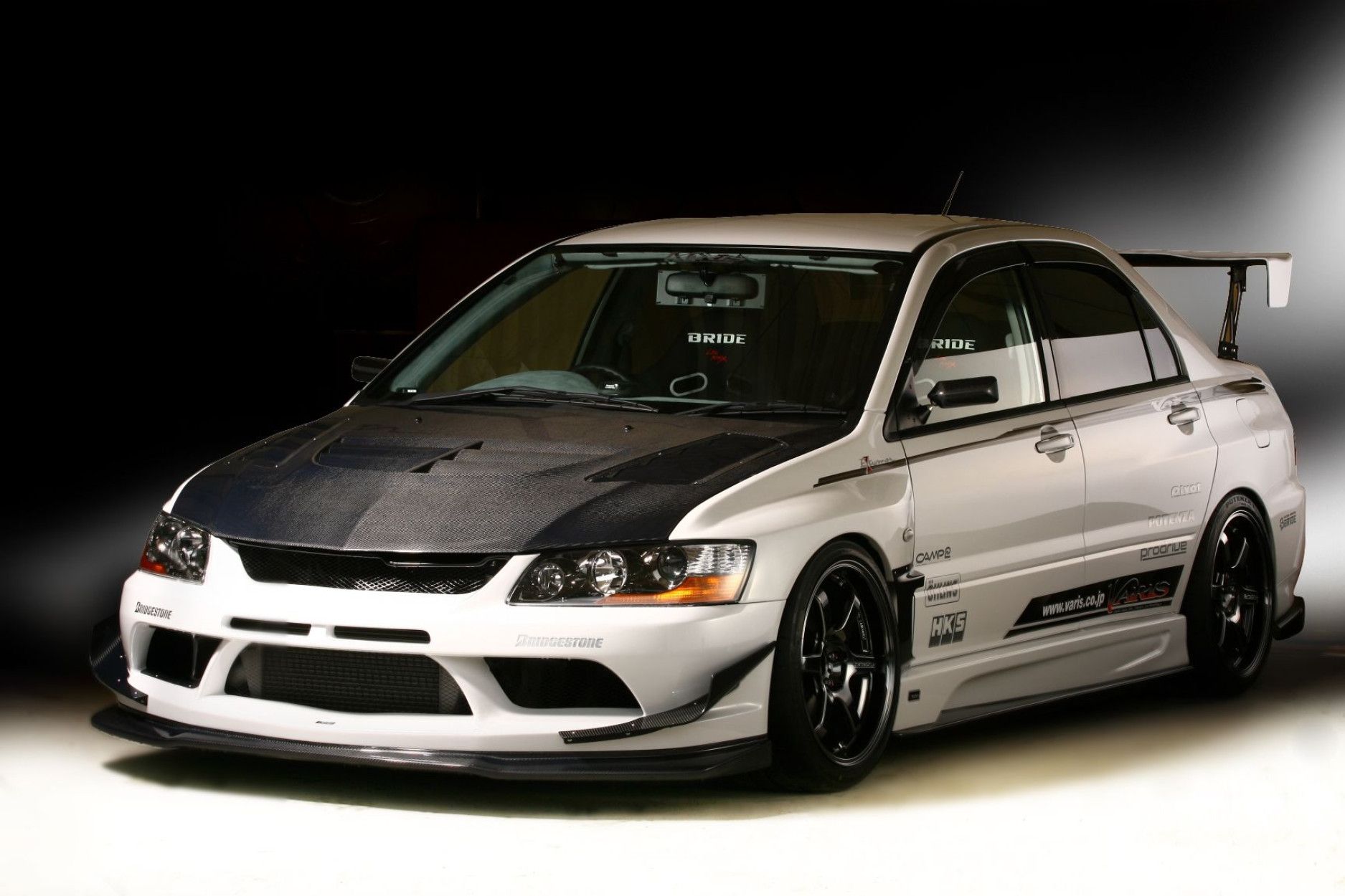 Varis carbon MR09 bodykit for Mitsubishi Lancer Evo IX buy online at CFD