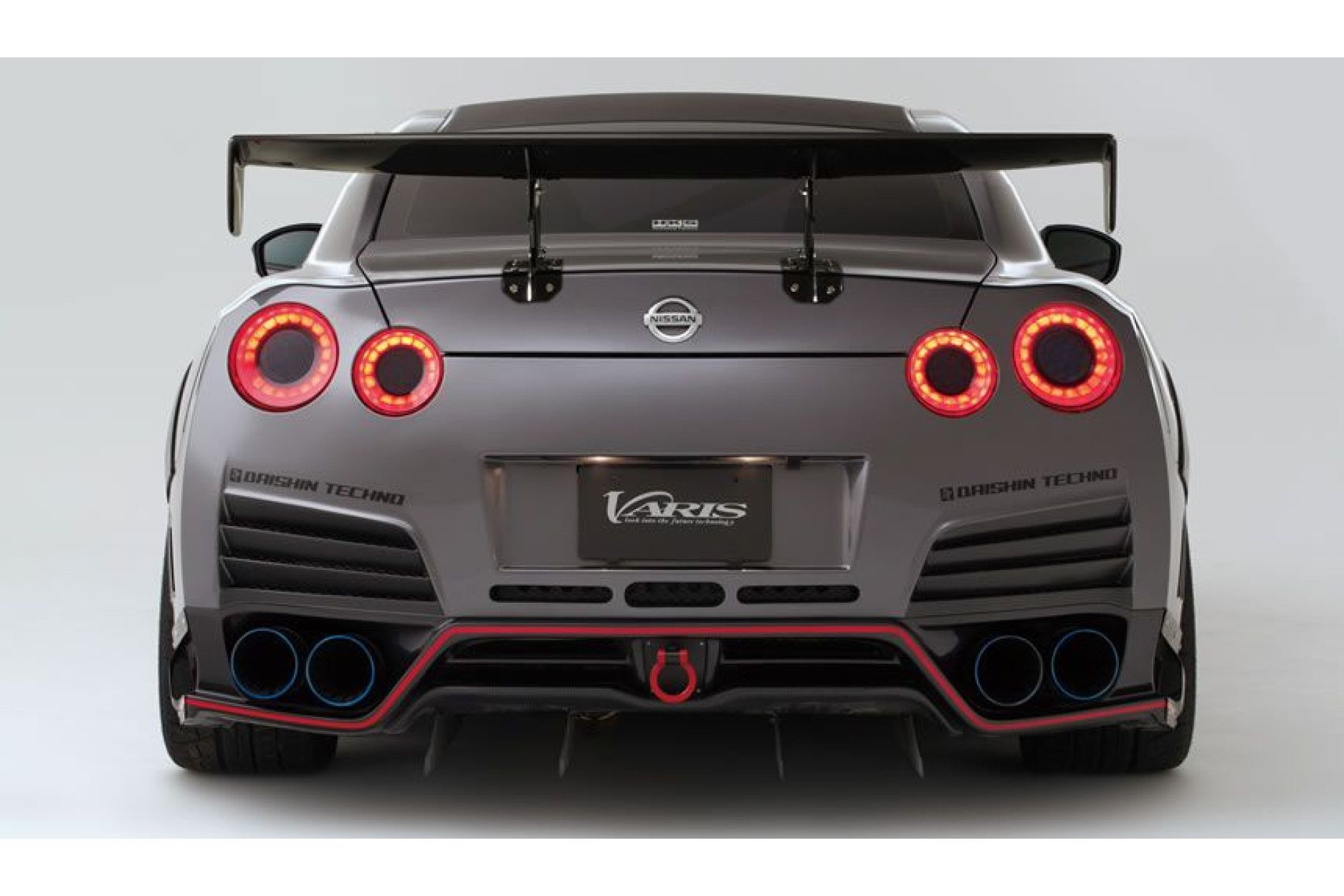 Varis carbon spoiler for Nissan R35 GT-R (2) 