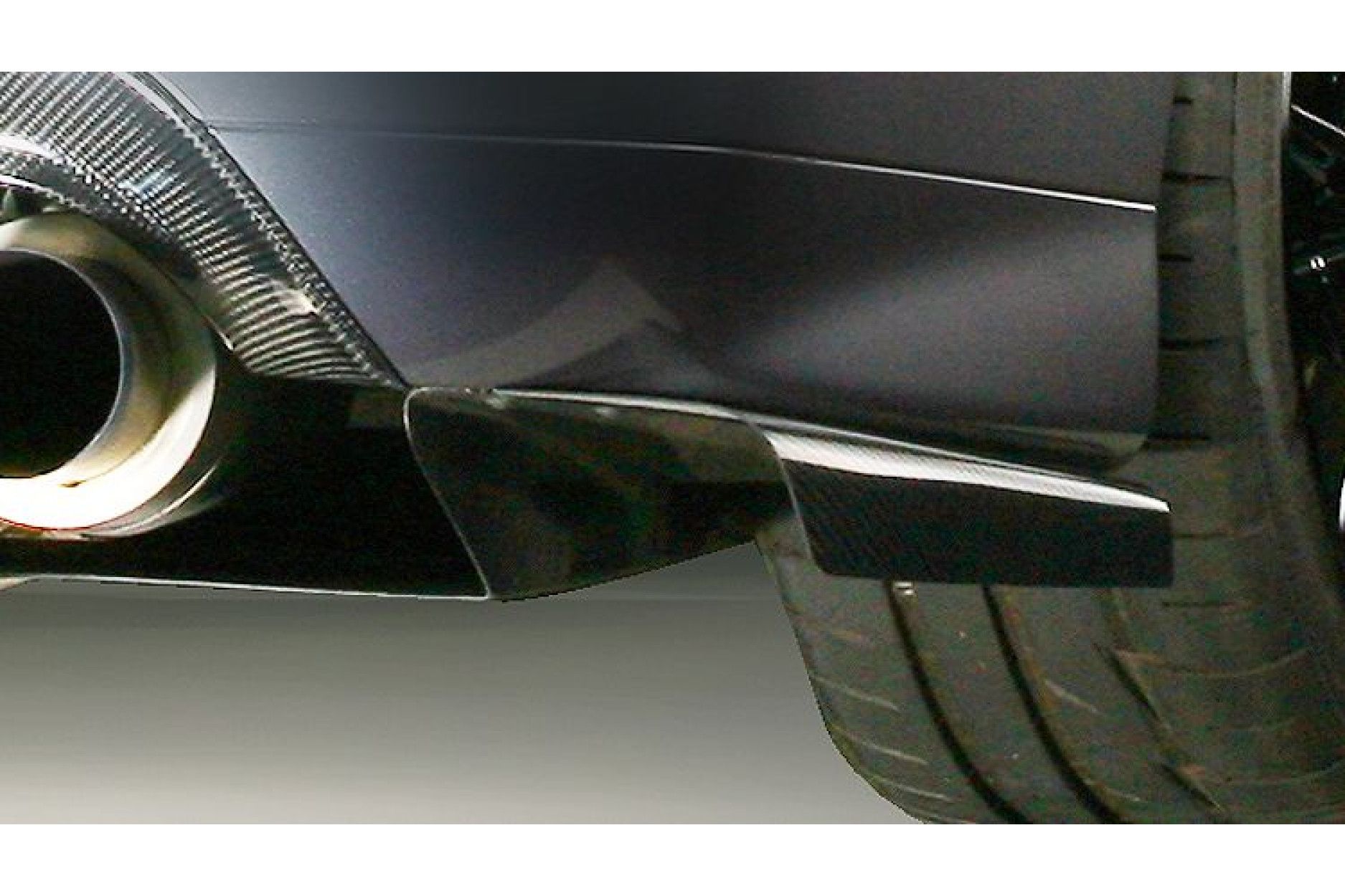 Varis carbon rear diffuser extension for Mitsubishi Lancer Evo 9