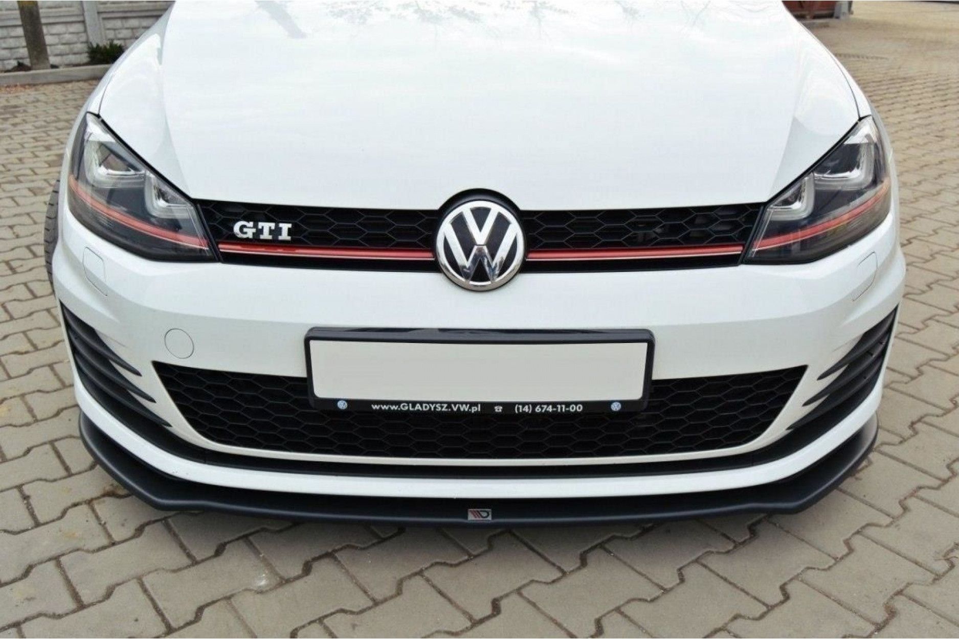Maxton Design ABS Frontlippe V.2 für Volkswagen Golf Mk7 GTI|GTD schwarz hochglanz (3) 