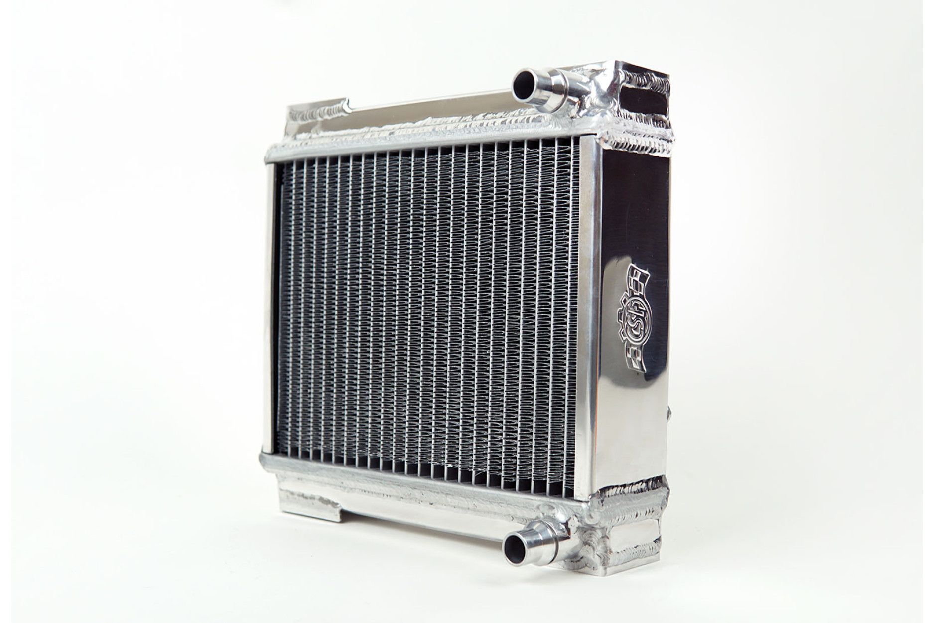 CSF Performance Zusatz-Wasserkühler für Mercedes M157 Motoren inkl. E63/CLS63 AMG (4) 